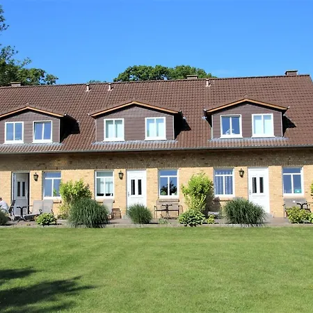 Holiday home Wiesenhaus 1 *